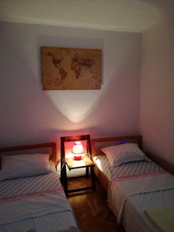 Lili Apartments, Sv Dunata 18 Kornić 외부 사진