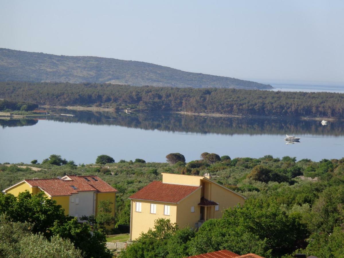 Lili Apartments, Sv Dunata 18 Kornić 외부 사진
