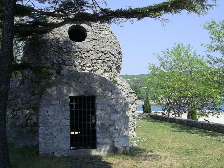 Lili Apartments, Sv Dunata 18 Kornić 외부 사진