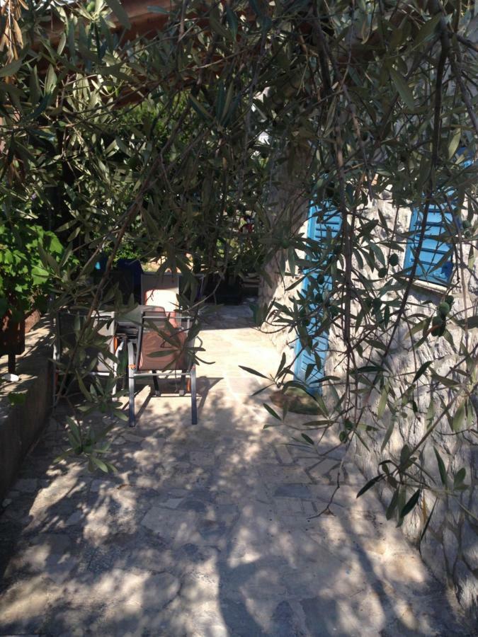 Lili Apartments, Sv Dunata 18 Kornić 외부 사진